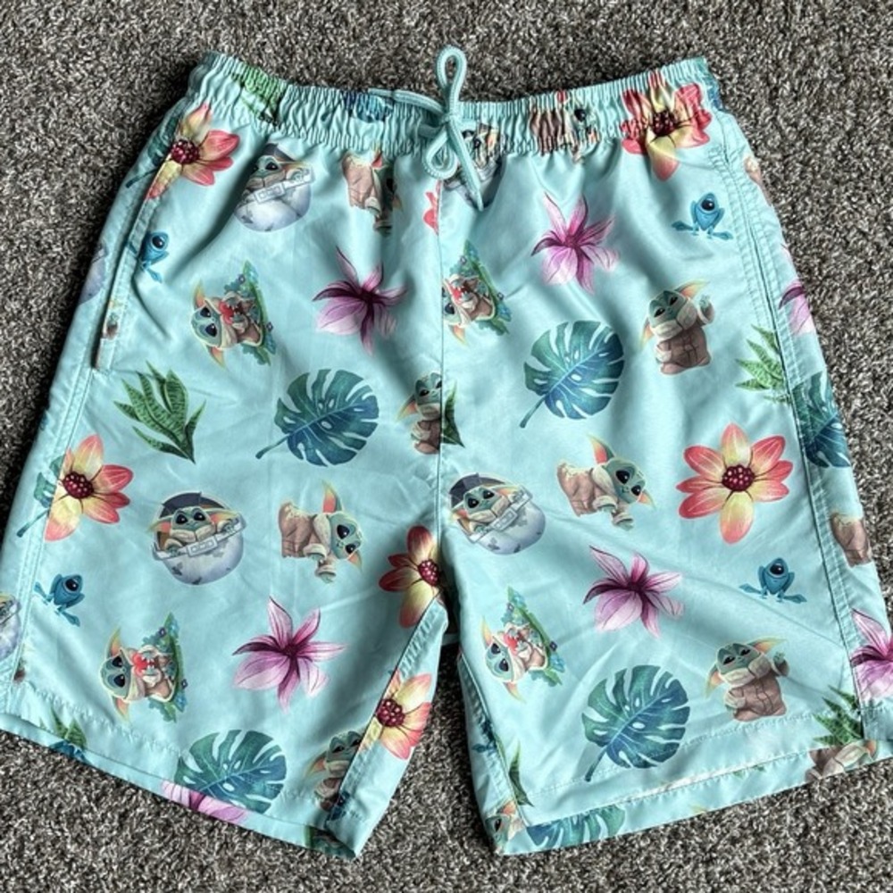 Star Wars Mens Mandalorian‎ Swim Trunks Shorts Size Small Grogu Baby Yoda Blue